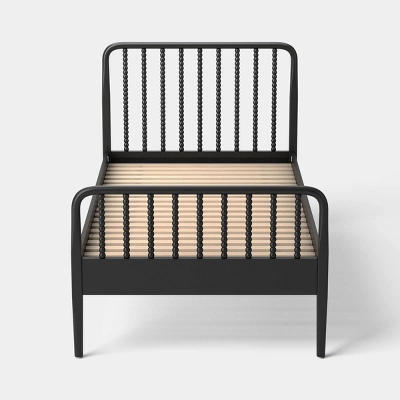 Twin Turned Wood Traditional Spindle Kids' Bed - Pillowfort™ 2 Twin Turned Wood Traditional Spindle Kids' Bed - Pillowfort™ - Image 2